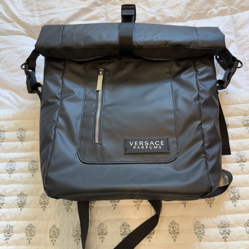 Black Backpack - Picture 7 of 7